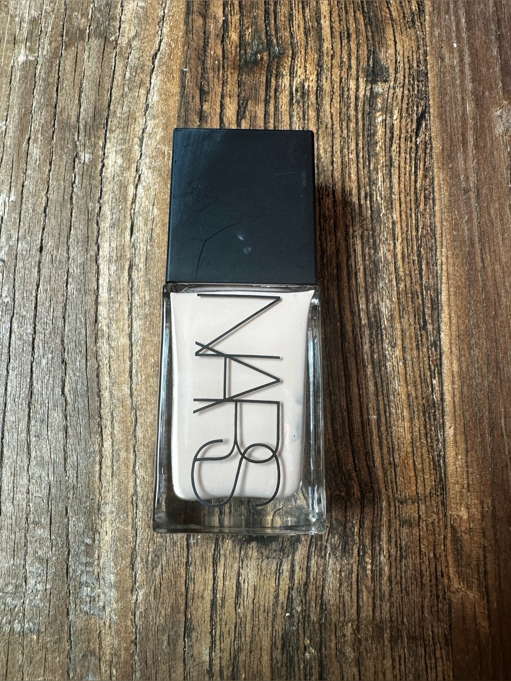 NARS Foundation Bottle - Light Beige Cream